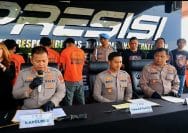 Kapolres Metro Bekasi Kota, Kombespol Kusumo Wahyu Bintoro saat menyampaikan keterangan