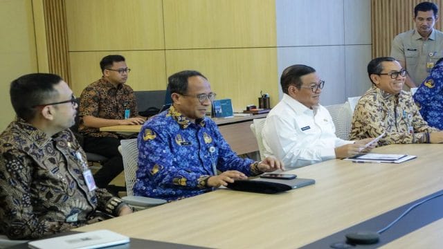 Gubernur DKI Jakarta, Pramono Anung Bersama Menteri Kesehatan, Budi Gunadi Sadikin