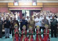 Wakil Wali Kota Bekasi, Harris Bobihoe, di saat acara pembukaan Workshop Evaluasi Pengelolaan Keuangan dan Pembangunan Kelurahan Tahun 2025