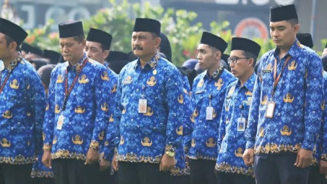 Ilustrasi Aparatur Sipil Negara (ASN) - Pegawai Negeri Sipil (PNS) dan Pegawai Pemerintah dengan Perjanjian Kerja (PPPK)