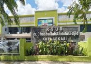 RSUD CAM Kota Bekasi tengah menjadi sorotan usai mencuatnya kabar soal utang rumah sakit yang mencapai Rp70 miliar.