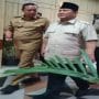Presiden Prabowo Subianto didampingi Wali Kota Bekasi, Tri Adhianto meninjau korban tabrakan Kereta Api di RSUD dr Chasbullah Abdulmajid, Selasa (28/4/2026).