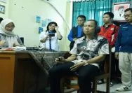 Sekda Kabupaten Bekasi, Endin Samsudin, menghadiri sekaligus membuka kegiatan peringatan World Hearing Day 2026 serta peluncuran program Sekolah Peduli Pendengaran di SMPN 1 Cikarang Selatan