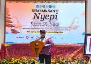 Wagub DKI Jakarta, Rano Karno, menghadiri acara Dharma Santi Nyepi DKI Jakarta dalam rangka perayaan Hari Suci Nyepi Tahun Baru Saka 1948 di Balai Agung, Balai Kota Jakarta