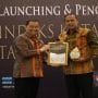 Wali Kota Bekasi, Tri Adhianto saat menerima Penghargaan Indeks Kota Toleran (IKT) peringkat ke-5 Tahun 2025 di Mangkuluhur ARTOTEL Hotel, Jakarta Selatan