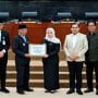 Wagub Sumut, Surya di Rapat Paripurna pengesahan rekomendasi terhadap Laporan Keterangan Pertanggungjawaban Gubernur akhir TA 2025, di Gedung DPRD Sumut, Jalan Imam Bonjol, Medan, Senin (11/5/2026).
