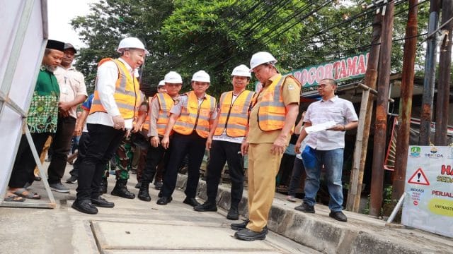 Wali Kota Bekasi, Tri Adhianto hadiri Peluncuran pemasangan ducting oleh Mitra Patriot berlokasi di Taman Cut Mutia