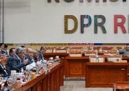 KPK Raker Bersama Komisi III DPR RI