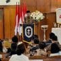 Menag, Nasaruddin Umar memberikan sambutan dalam acara serah terima kepengurusan sekaligus pelantikan Ketua Umum DPP PIKI periode 2026-2031 di GPIB Paulus Jakarta, Menteng, Jakarta Pusat, Sabtu (30/05/2026) malam.