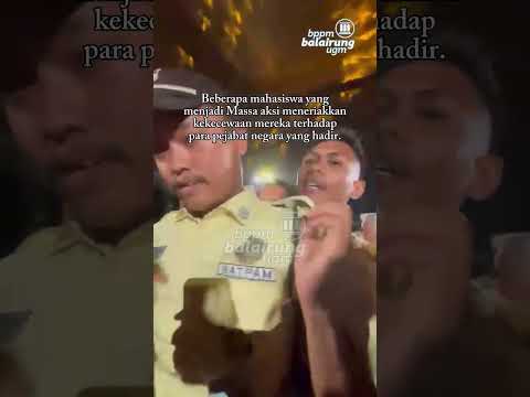 Mahasiswa UGM Gelar Aksi Protes Saat Pejabat Negara Hadiri Acara Di GIK