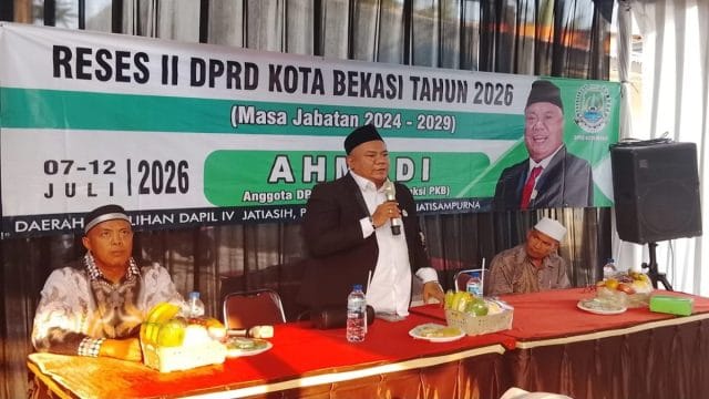 Anggota DPRD Kota Bekasi, Ahmadi, dalam kegiatan reses II Tahun Anggaran 2026.