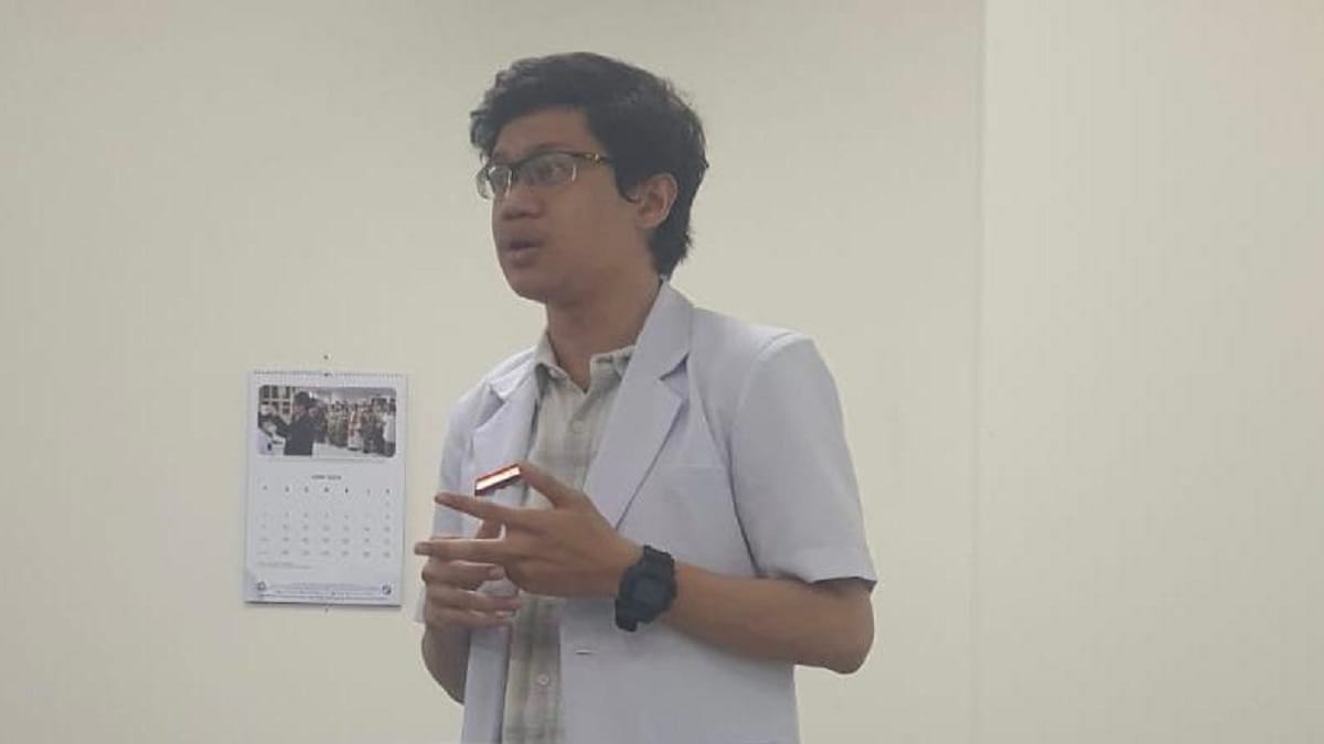dr Jonathan Petra (putra pertama Jonni Hermanto)