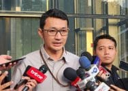 Jubir KPK, Budi Prasetyo saat memberikan keterangan kepada wartawan di gedung KPK