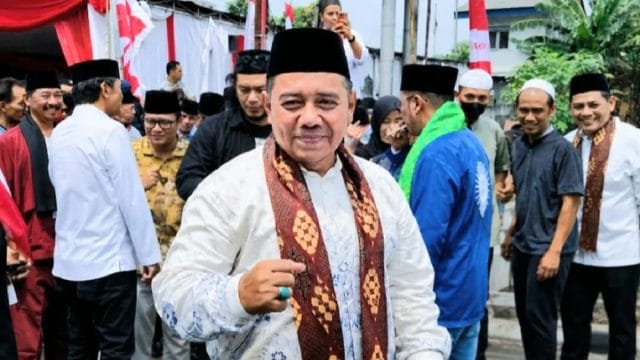 Salah satu penggagas Tabur Bunga di Sasak Kapuk yang juga tokoh masyarakat Bekasi Utara, Lukman Hakim.
