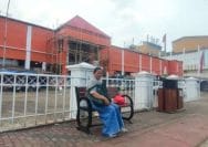 Tampilan depan Pasar Baru Cikarang saat ini.