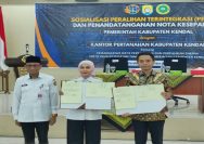 Bupati Kendal, Dyah Kartika Permanasari dan Kepala Kantor Pertanahan Kabupaten Kendal, Joko Wiyono saat Sosialisasi Peralihan Hak Terintegrasi (Perintis) dan penandatanganan nota kesepakatan.