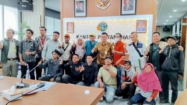 Unjuk Rasa di Kantor BPN Kota Bekasi, Massa Aksi Desak Transparansi Sengketa Tanah Warisan Senun bin Nikin