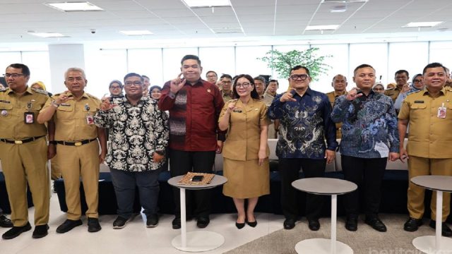 Kegiatan Elektronik Monitoring dan Evaluasi (E-Monev) keterbukaan informasi publik yang diselenggarakan Komisi Informasi (KI).