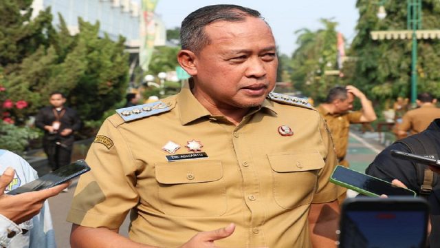 Wali Kota Bekasi, Tri Adhianto