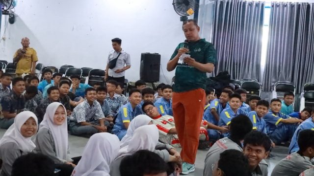 Wali Kota Bekasi, Tri Adhianto